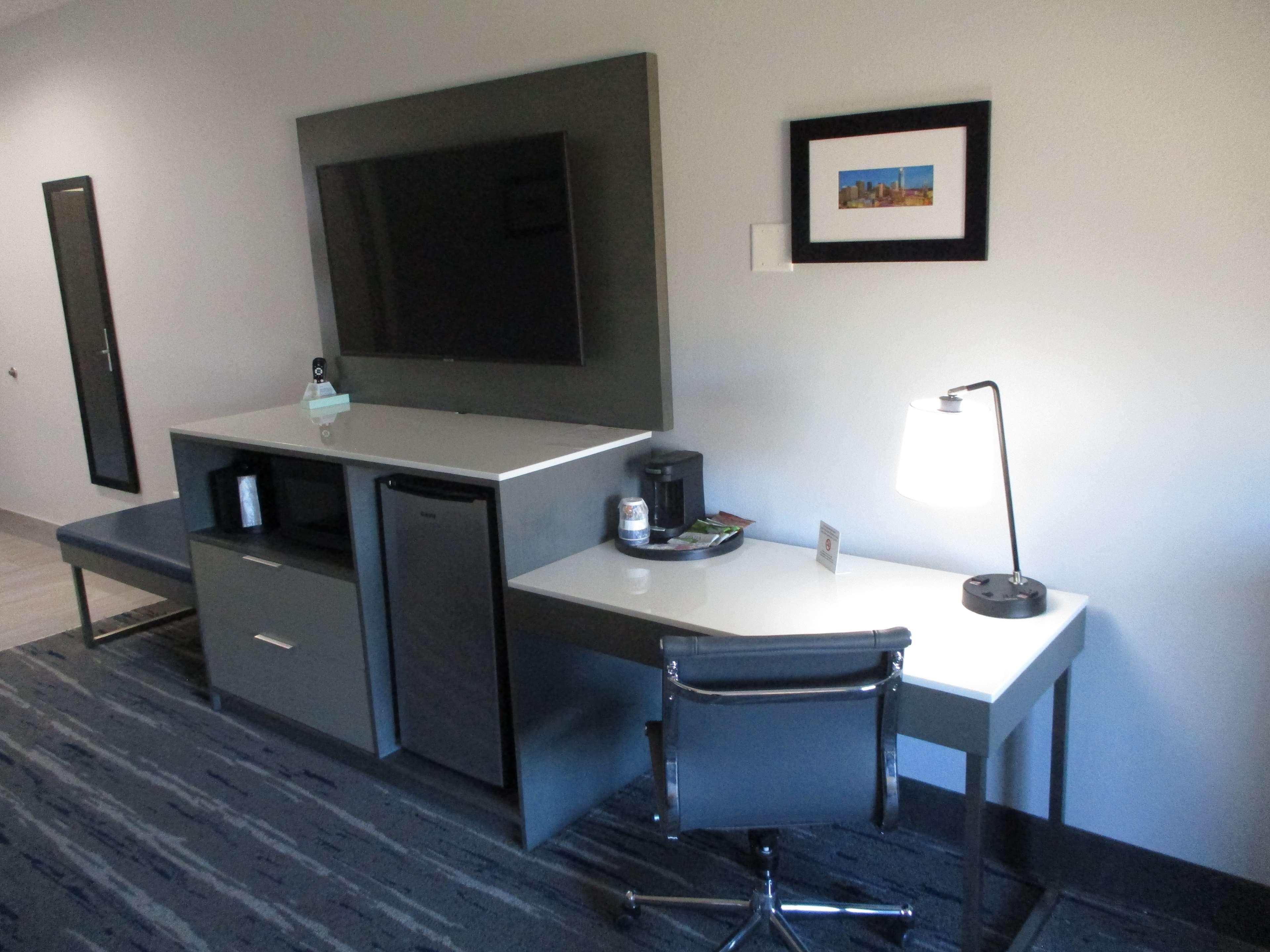 Best Western Plus Choctaw Inn & Suites Экстерьер фото