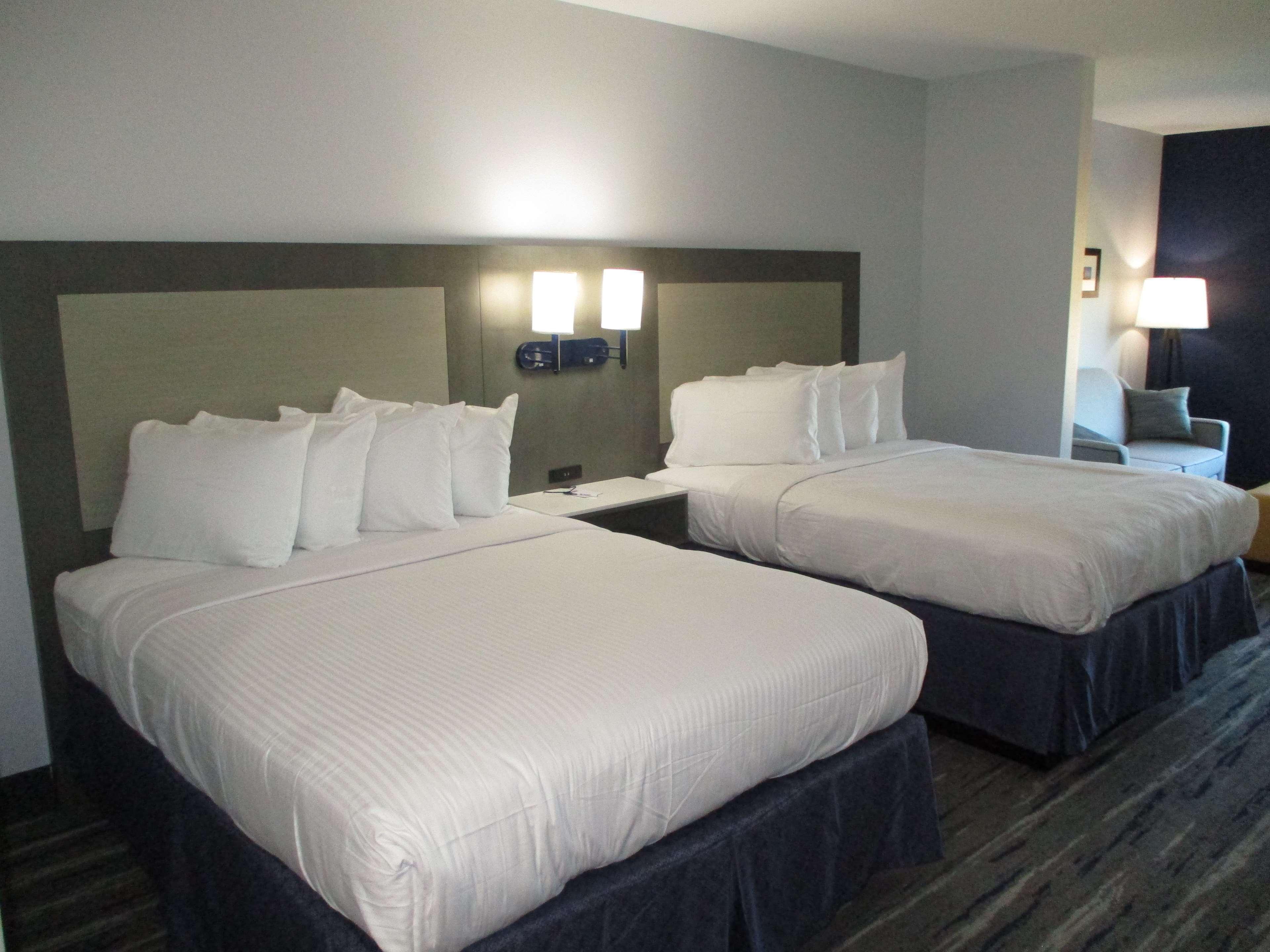 Best Western Plus Choctaw Inn & Suites Экстерьер фото