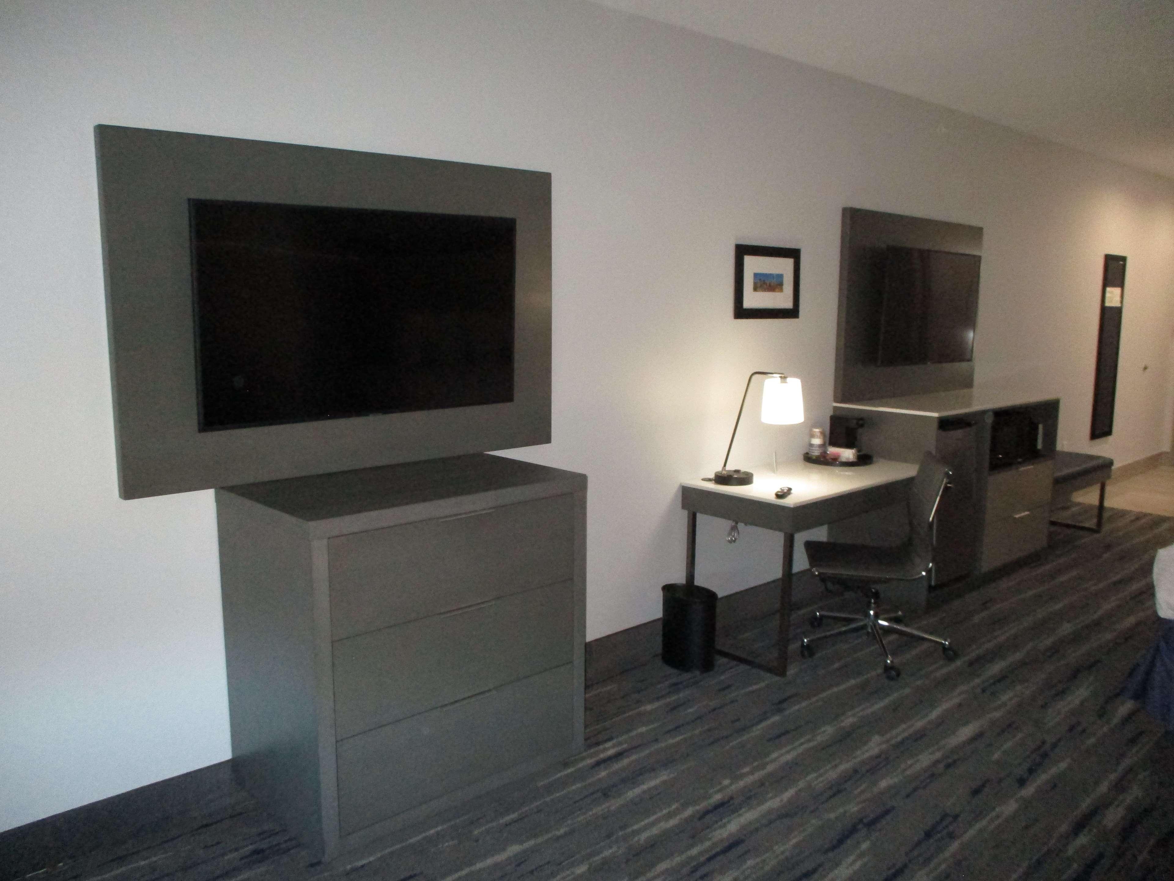 Best Western Plus Choctaw Inn & Suites Экстерьер фото